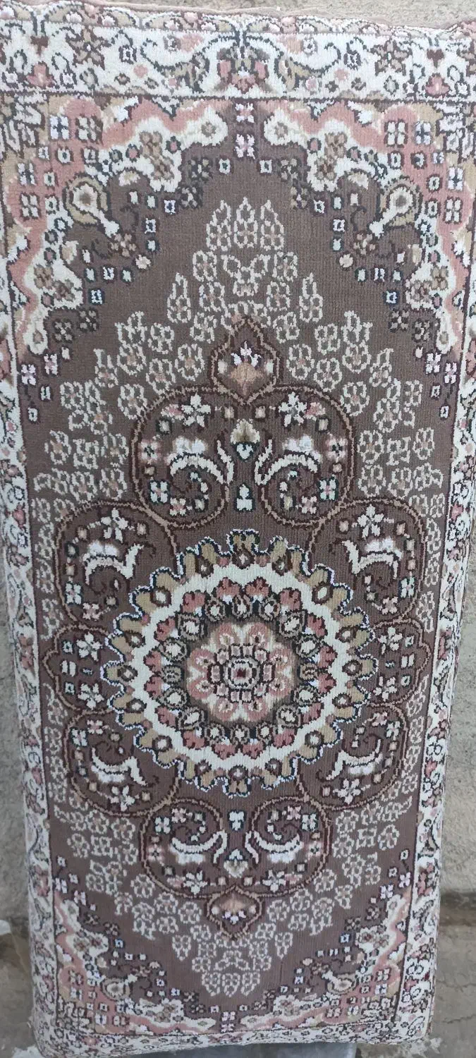 پشتی|پشتی|مشهد, شهید قربانی|دیوار