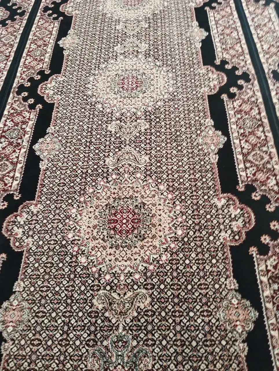 فرش و گل|فرش|ثلاث باباجانی, |دیوار