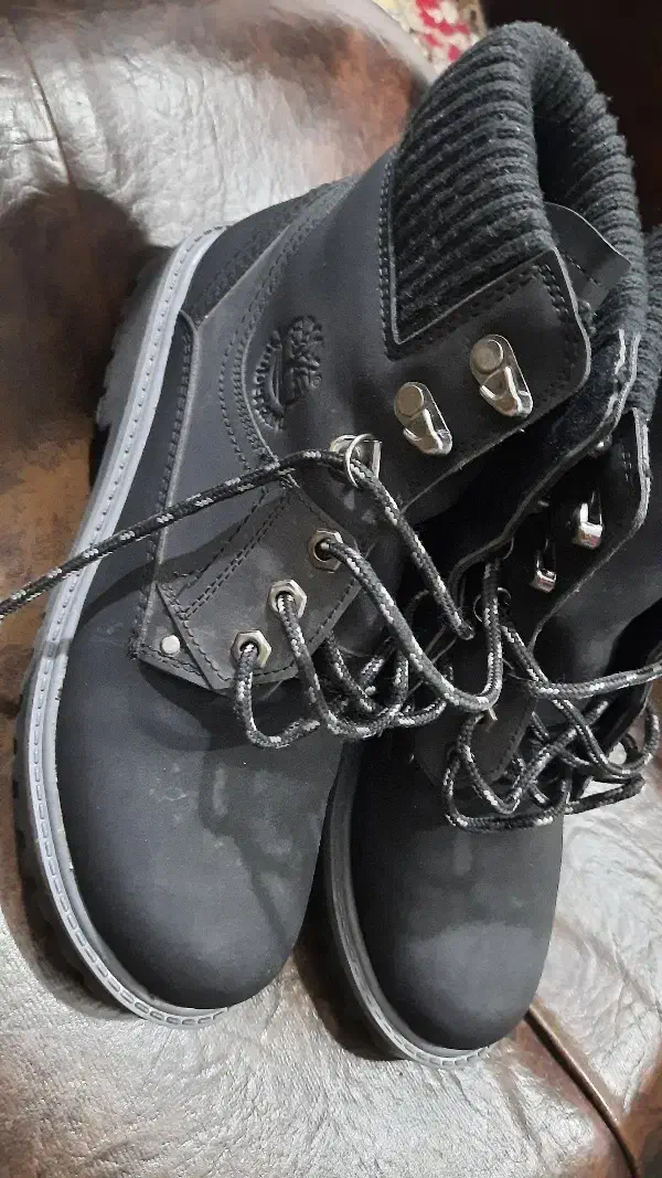 بوت اسپرت|کیف، کفش، کمربند|شهرکرد, |دیوار