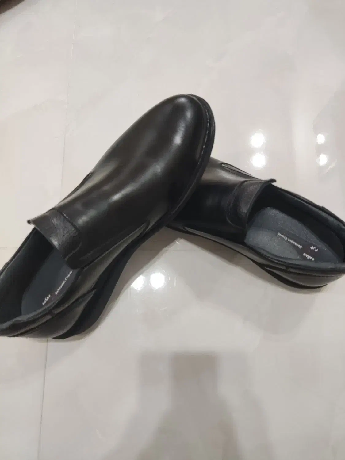 کفش چرم طبیعی گاوی|کیف، کفش، کمربند|یزد, |دیوار