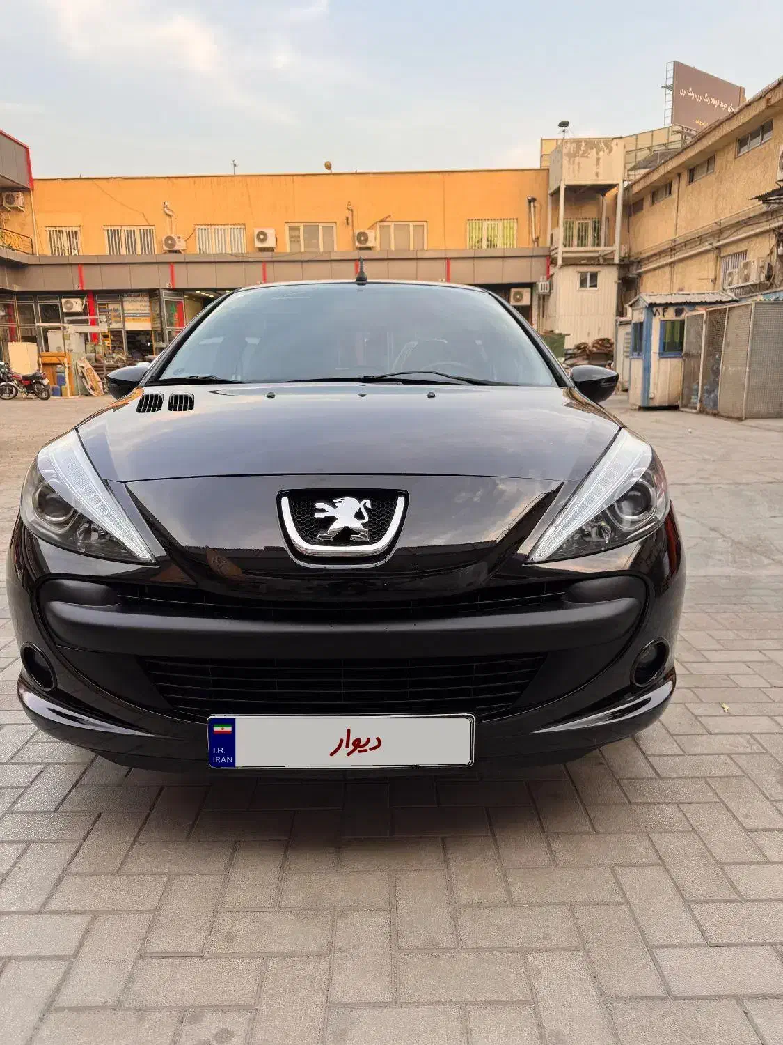 ۲۰۷ اتومات|خودرو سواری و وانت|تهران, پونک|دیوار