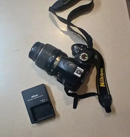 دوربین نیکن|دوربین عکاسی و فیلمبرداری|مشهد, پنجتن|دیوار