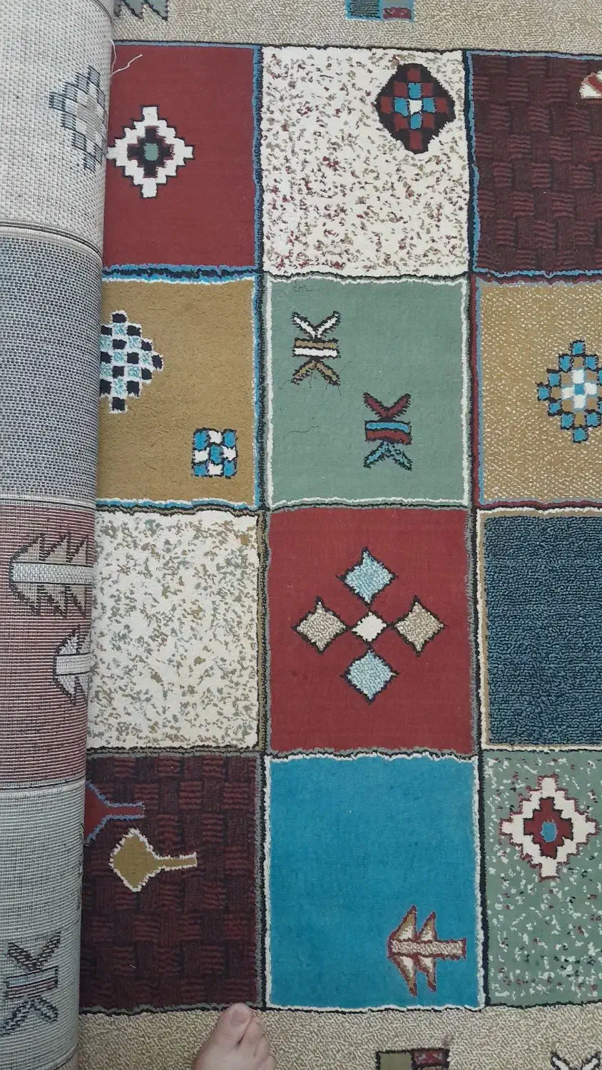 فرش 4 متری|فرش|بندر انزلی, جهانگانی|دیوار