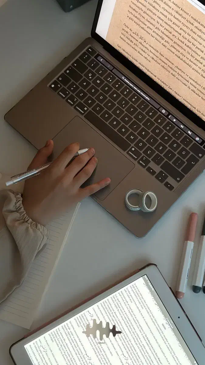 کار در خانه ویراستاری|استخدام رایانه و فناوری اطلاعات|زنجان, |دیوار