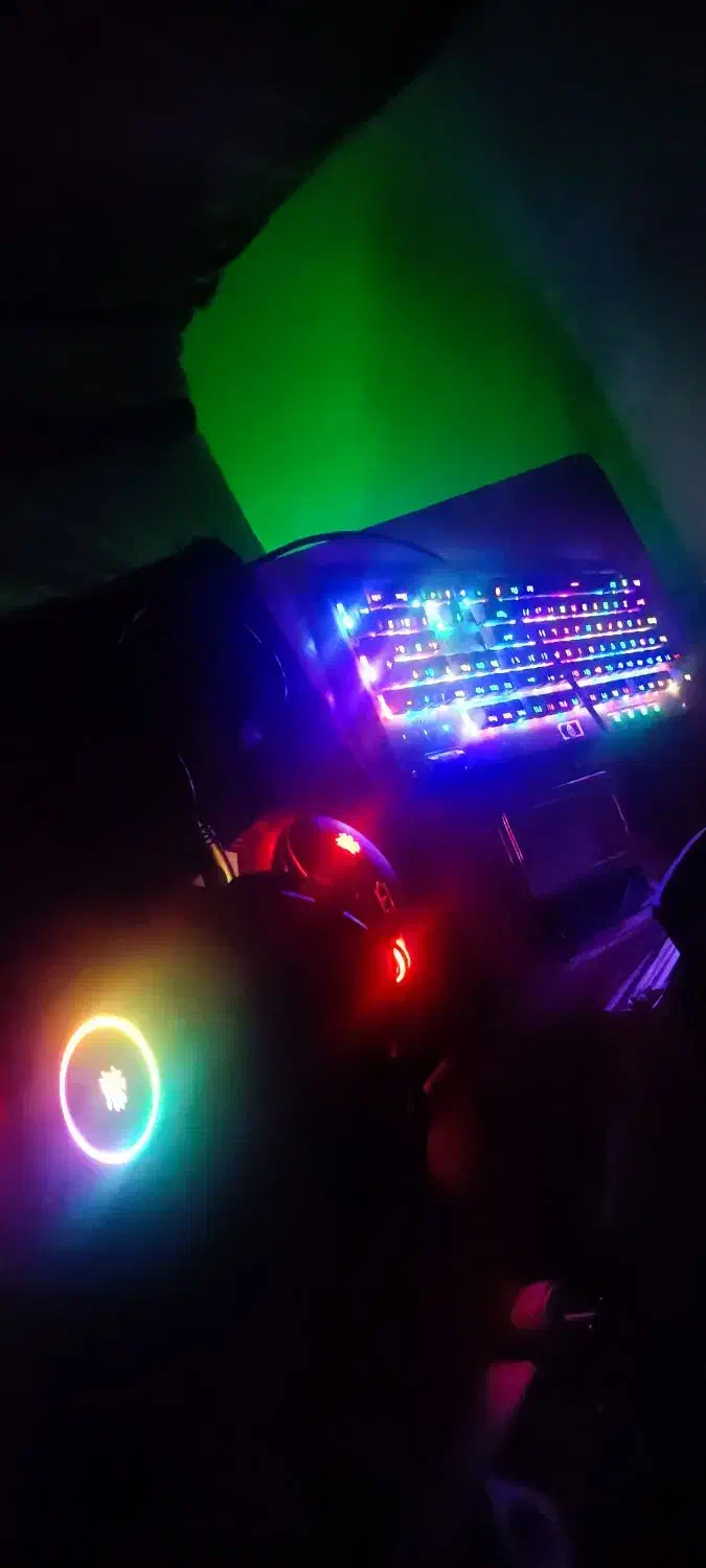 کیبورد فول مکانیکال RGB گیمینگ|قطعات و لوازم جانبی رایانه|تبریز, |دیوار