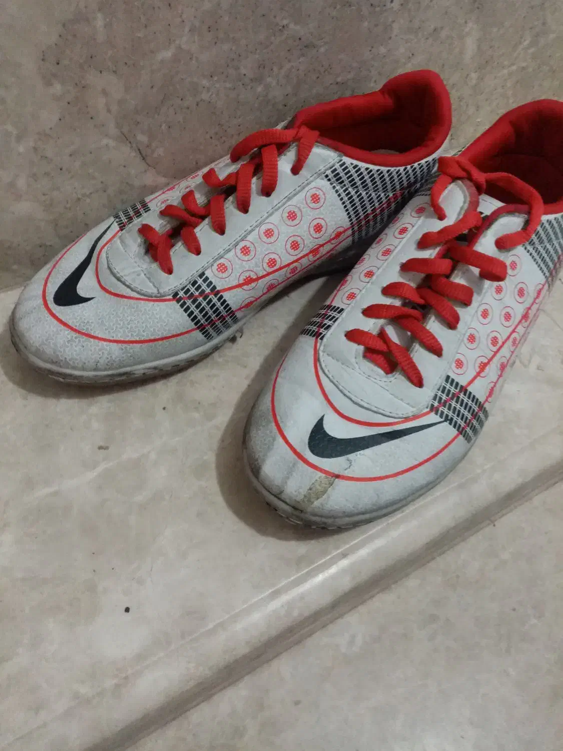 کفش فوتبالی|کیف، کفش، کمربند|یزد, |دیوار