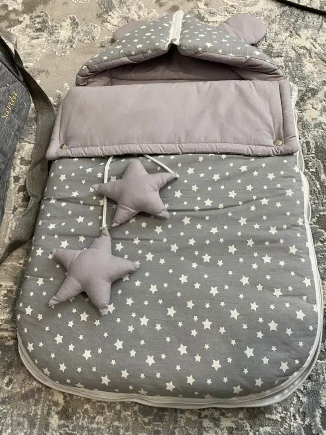 قنداق فرنگی و ساک کودک جادار|اسباب و اثاث بچه|تهران, امیریه|دیوار