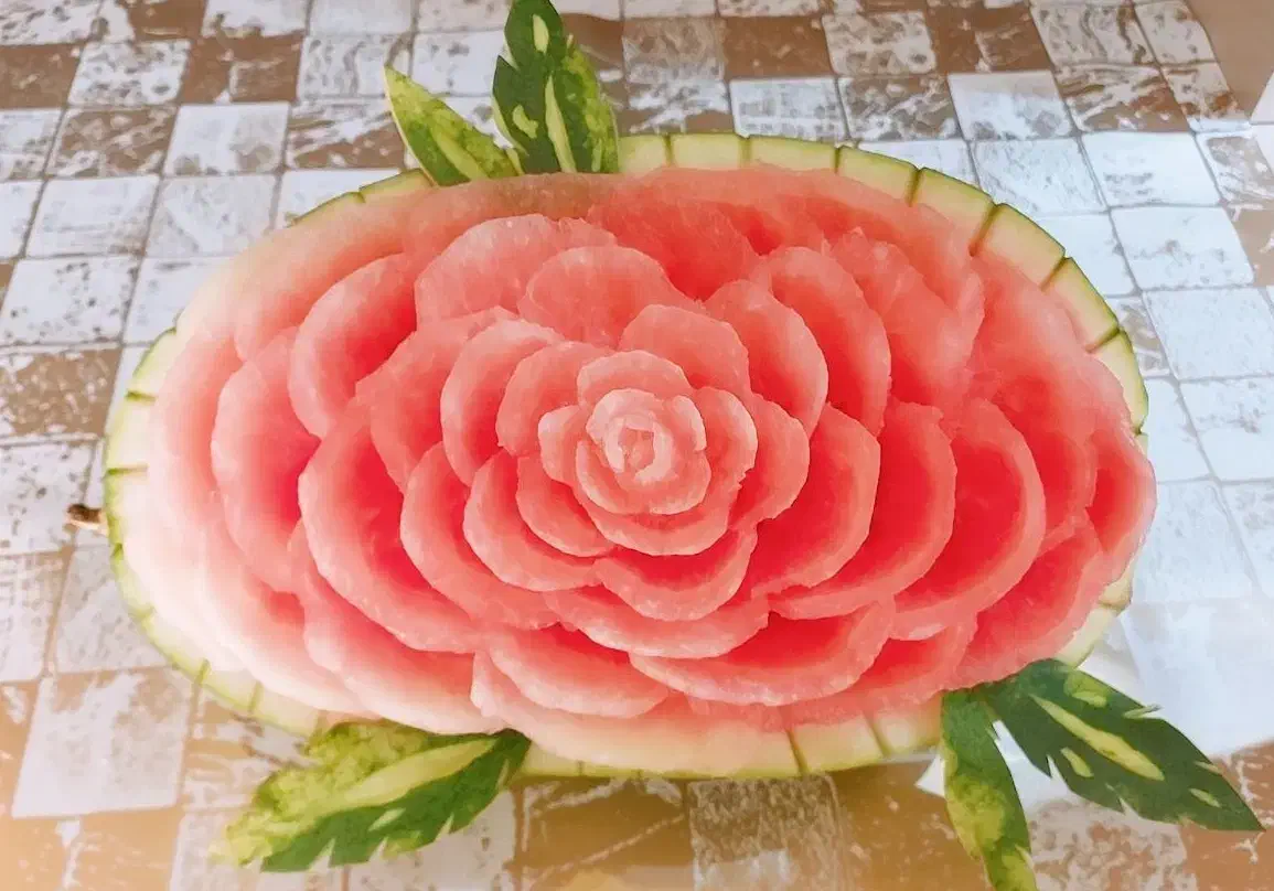 آموزش وسفارش.میوه آرایی.کیک.دسر.باقلوابادکنک آرایی|خدمات پذیرایی، مراسم|مشهد, نوید|دیوار