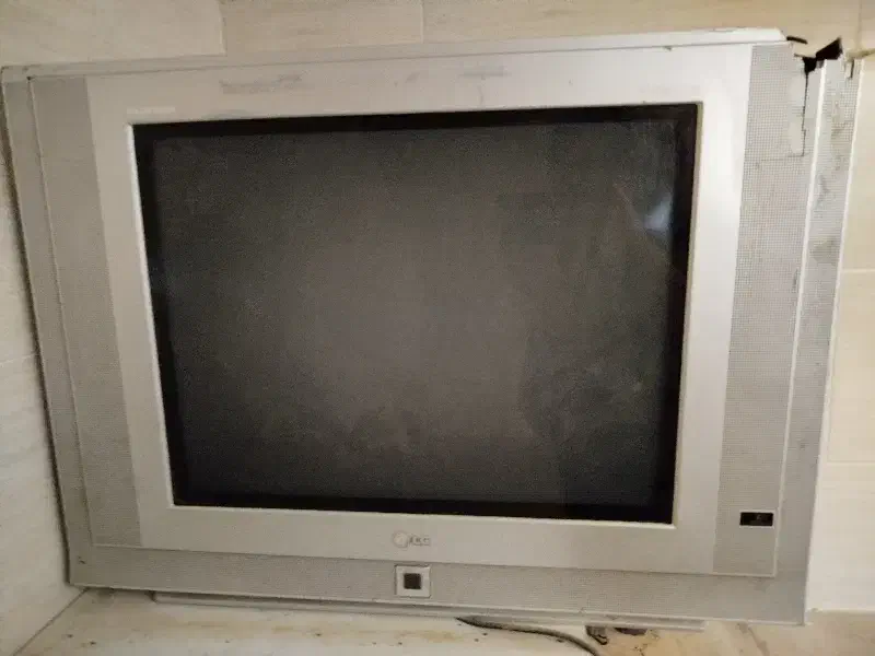 دو عدد تلوزیون ال جی|تلویزیون و پروژکتور|برازجان, |دیوار