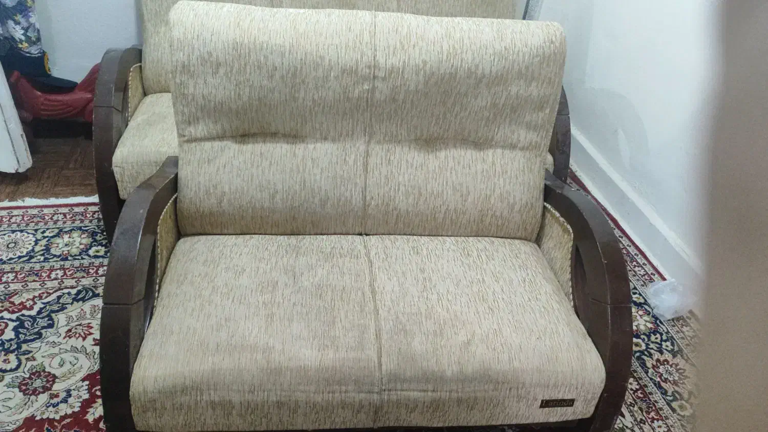 مبل هفت نفره|مبلمان خانگی و میز عسلی|کنارک, |دیوار