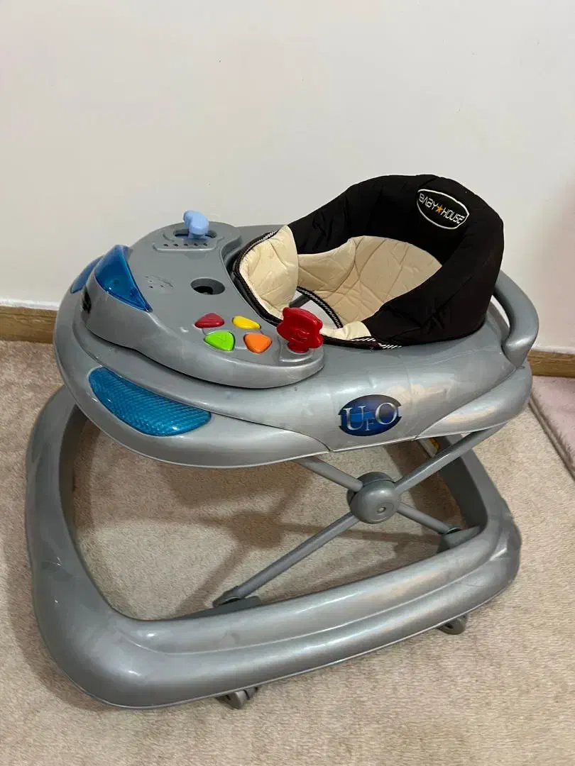 روروئک|اسباب و اثاث بچه|جم, |دیوار