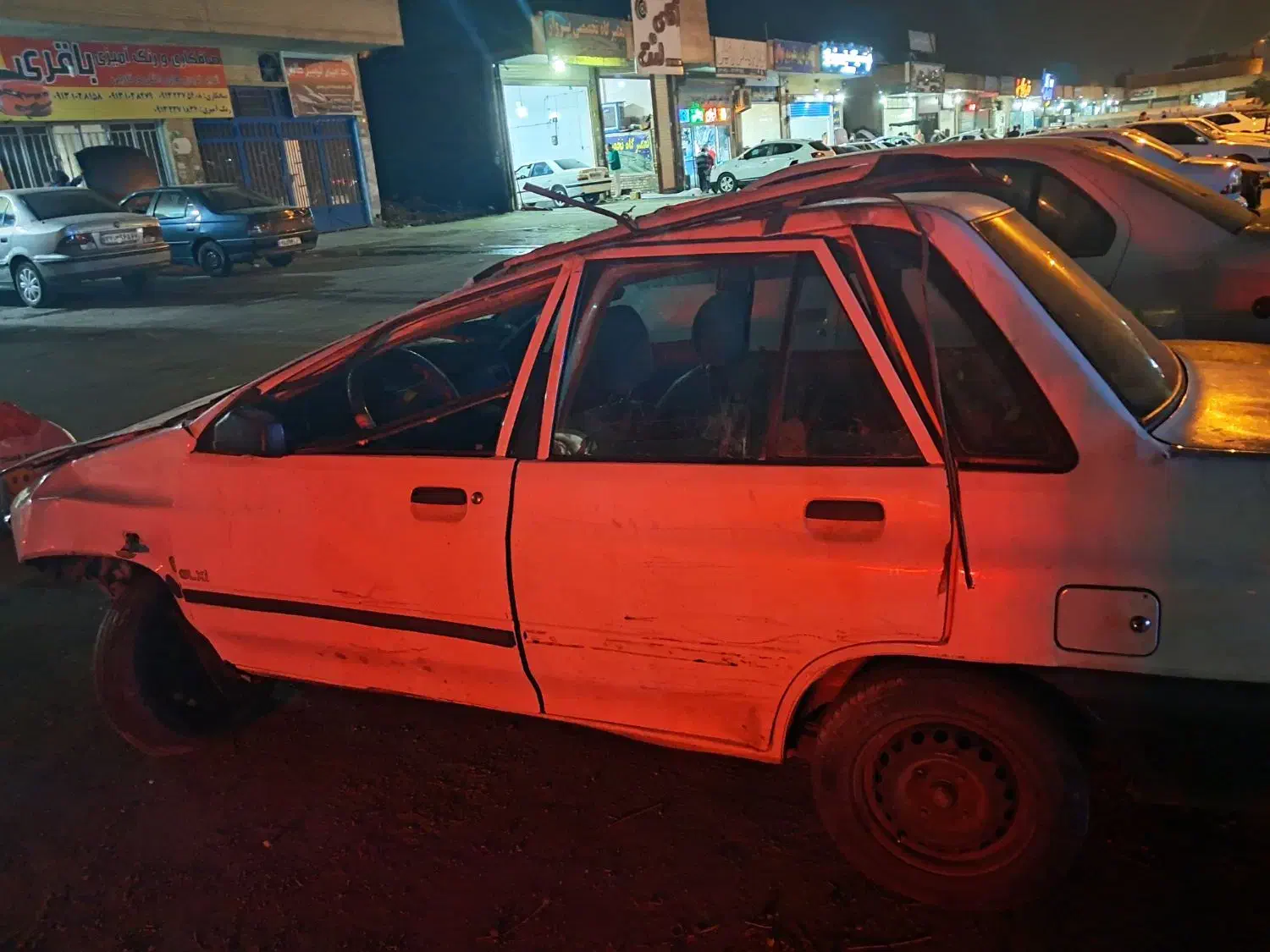 خوردروی تصادفی|خودرو سواری و وانت|فولادشهر, A4|دیوار