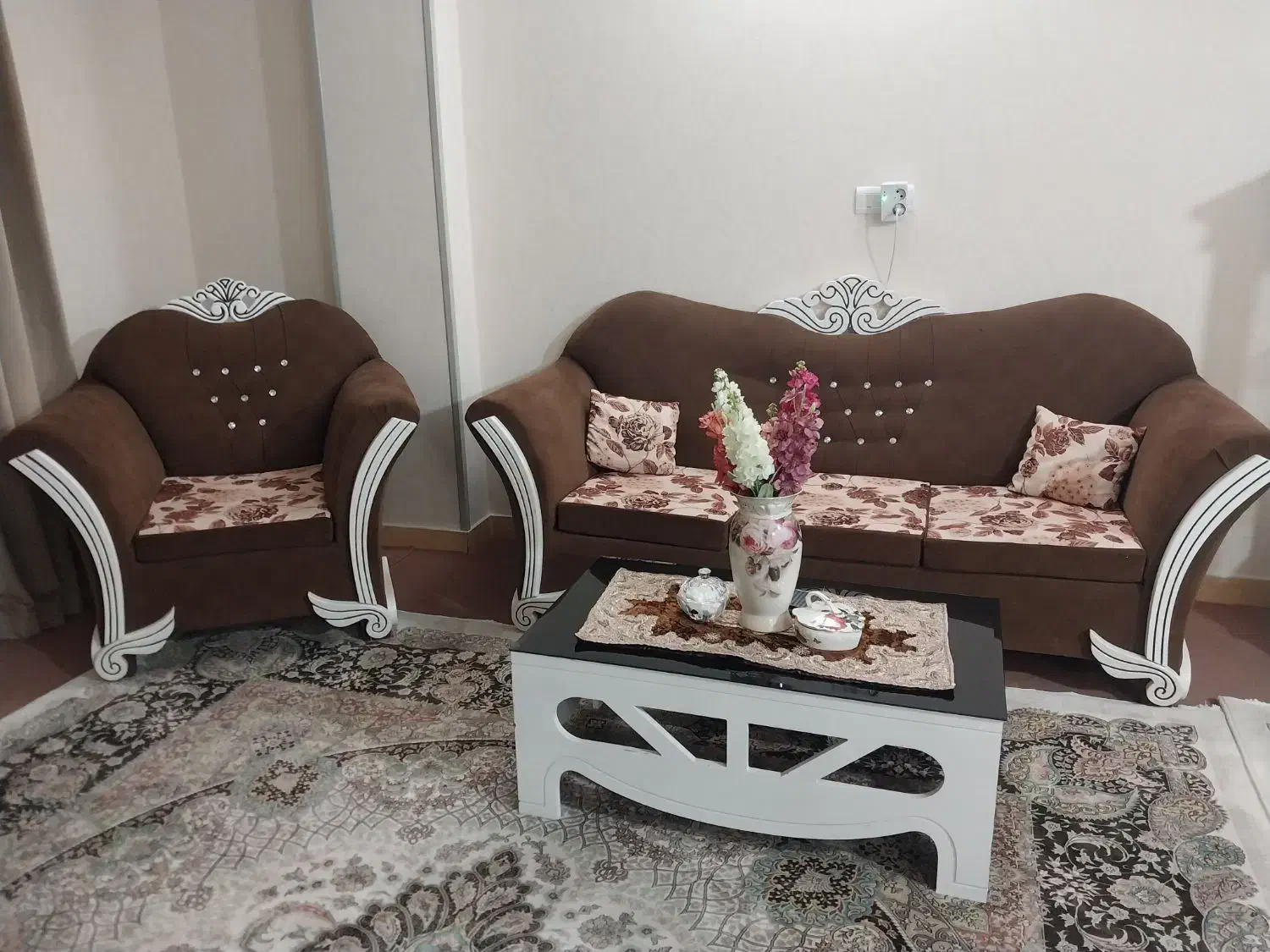 مبل۷نفره|مبلمان خانگی و میز عسلی|گرمسار, |دیوار