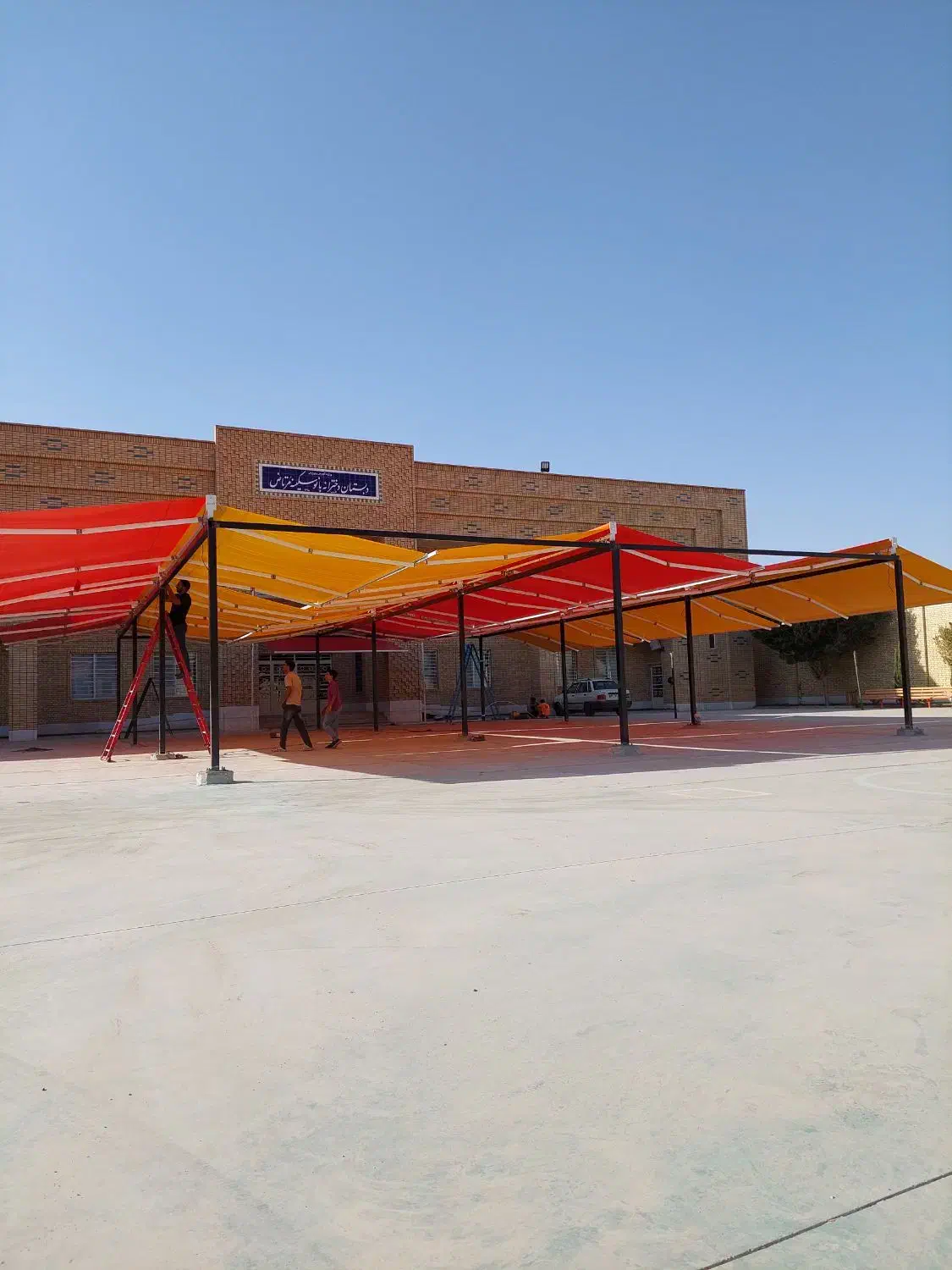 نصب و فروش سایبان برقی (شرایط پرداخت اسان)|خدمات پیشه و مهارت|یزد, |دیوار