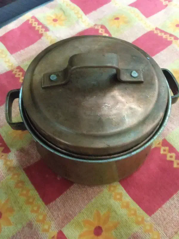 قابلمه مسی|ظروف پخت‌وپز|قم, نیروگاه|دیوار