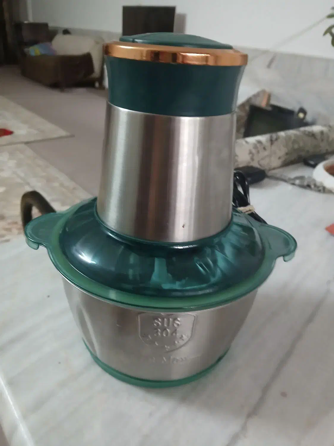 خرد کن سالم ودر حد نو دویا ۳بار استفاده شده|خردکن، آسیاب، غذاساز|قم, زنبیل آباد|دیوار