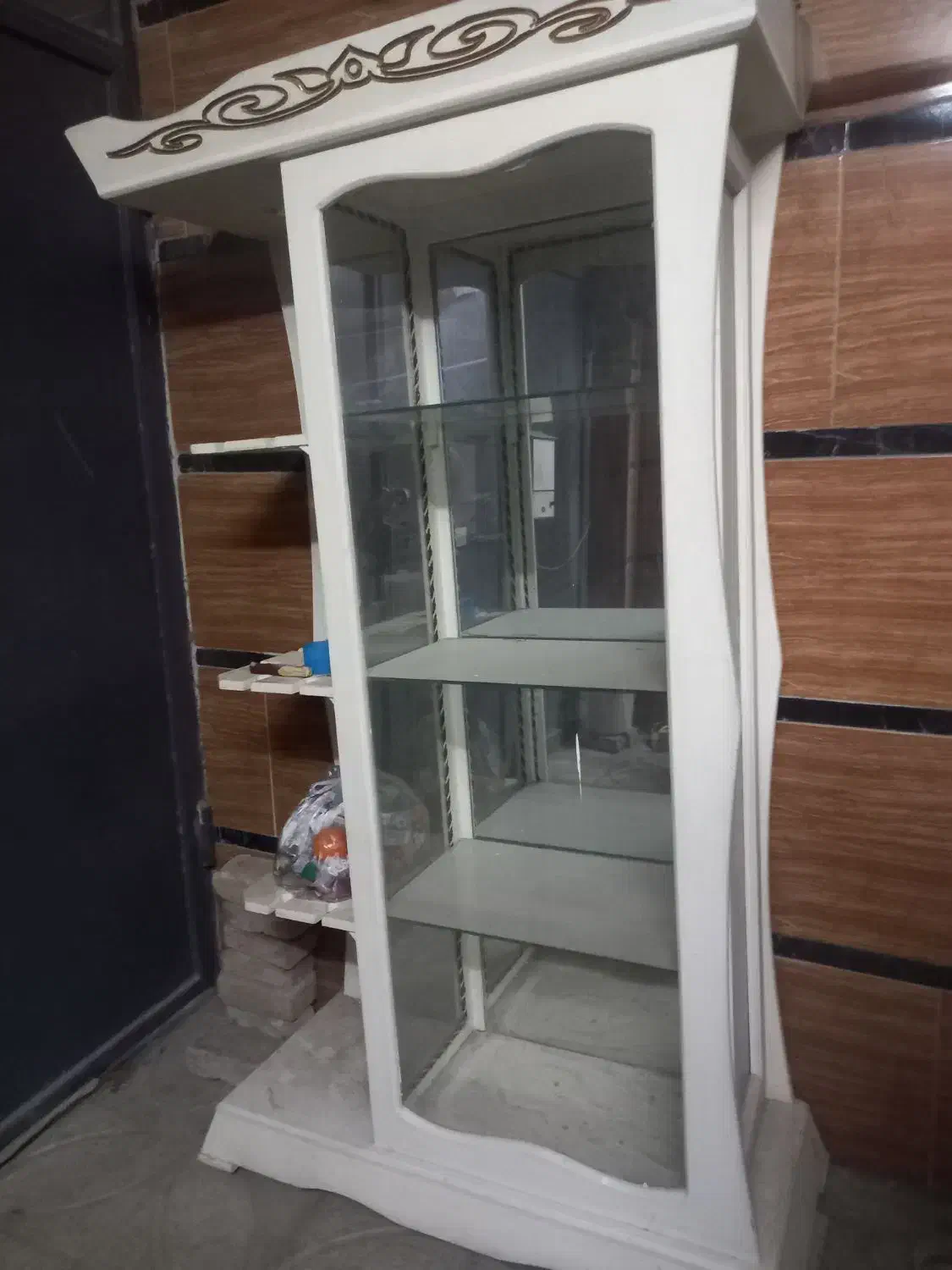 بوفه سفید|بوفه، ویترین، کنسول|رباط‌کریم, رباط‌کریم|دیوار