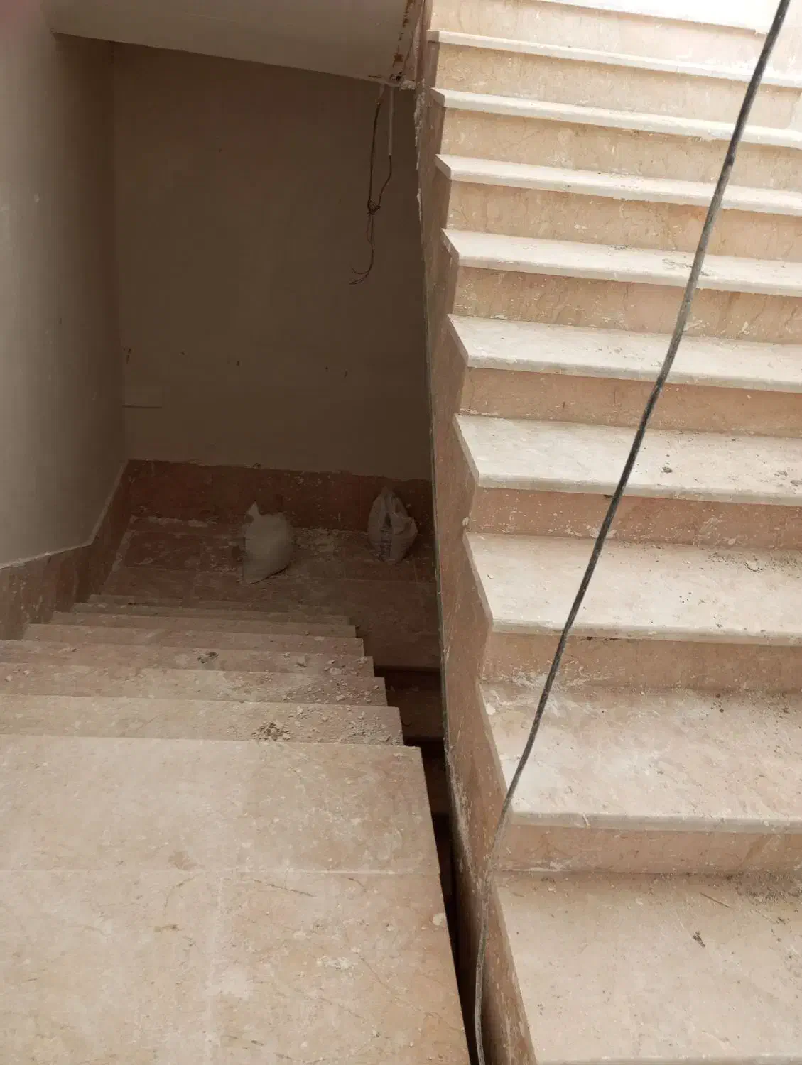 کلیه کارهای ساختمانی و بازسازی از صفر تا صد|خدمات پیشه و مهارت|کوهدشت, |دیوار