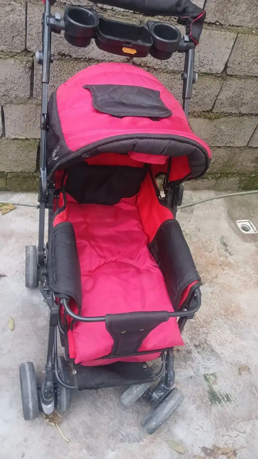 کالسکه کودک رنگ قرمز|کالسکه و لوازم جانبی|لاهیجان, گلستان|دیوار