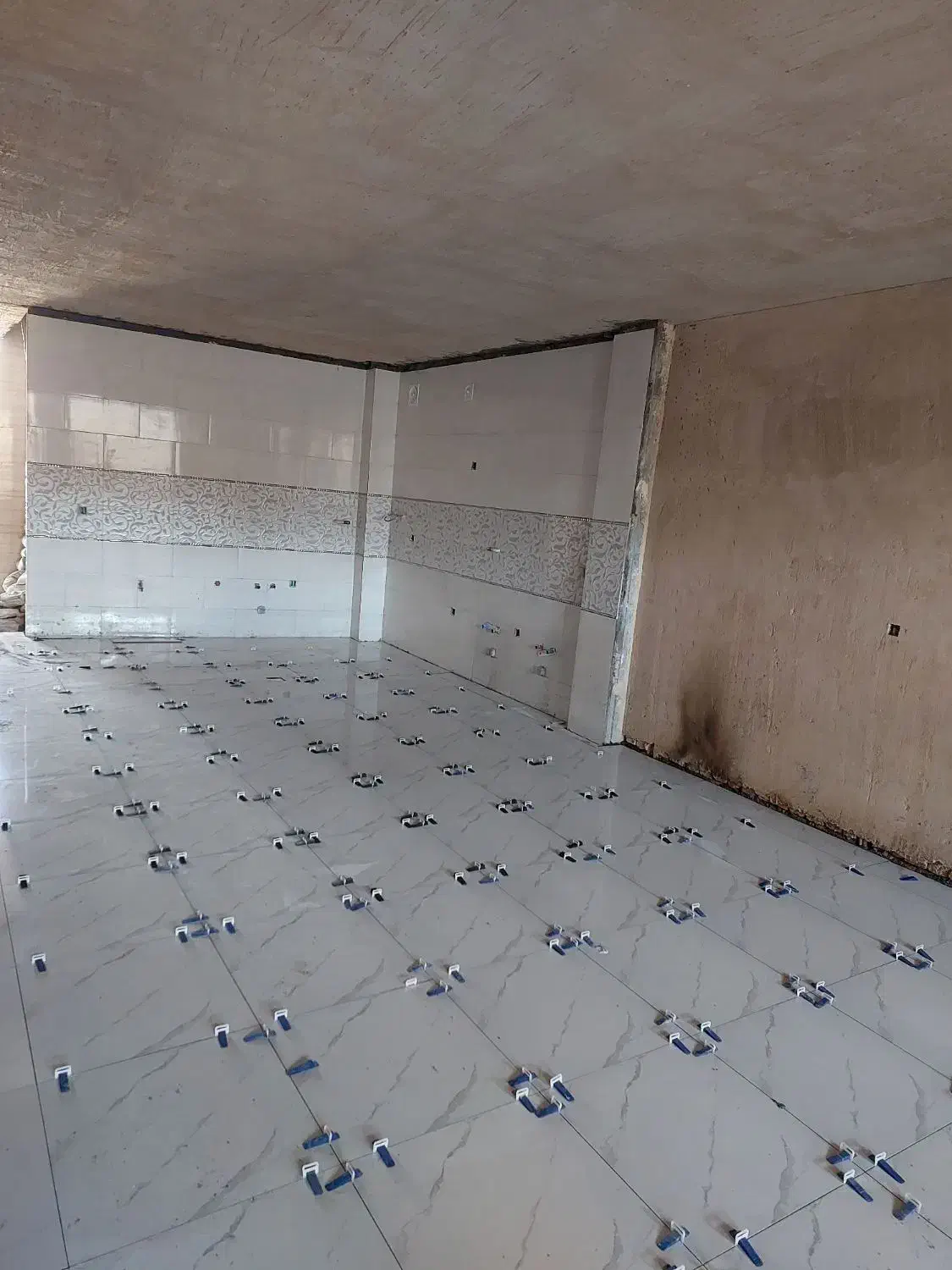 بنا،کاشی کاری و سرامیک،اجر کار،شیب بندی، نصاب درب|خدمات پیشه و مهارت|شهرکرد, |دیوار