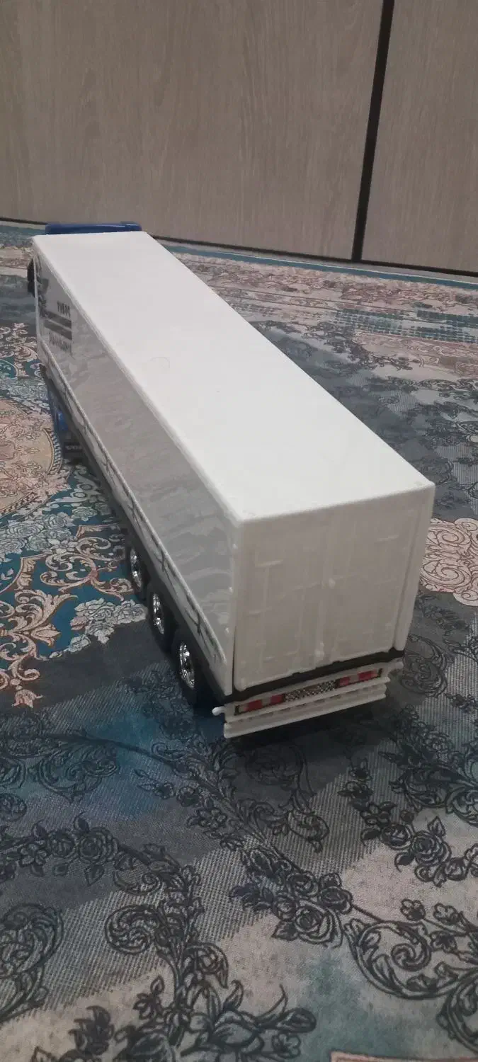 ماکت ولوو|اسباببازی|اهواز, کوی ترابری|دیوار