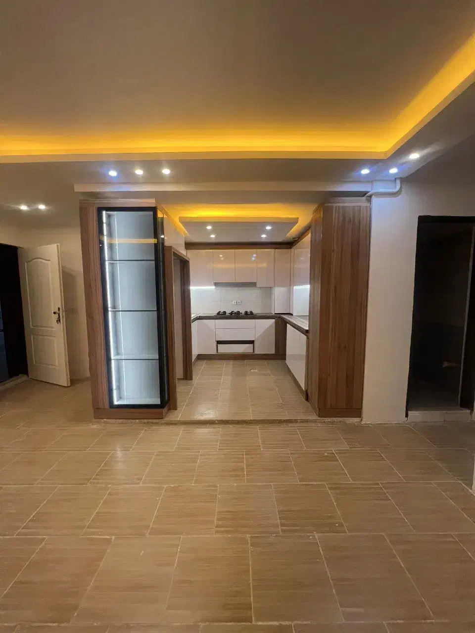 دو خواب فول امکانات با پارکینگ کلید نخورده|فروش آپارتمان|هشتگرد, فاز ۷ مهستان|دیوار