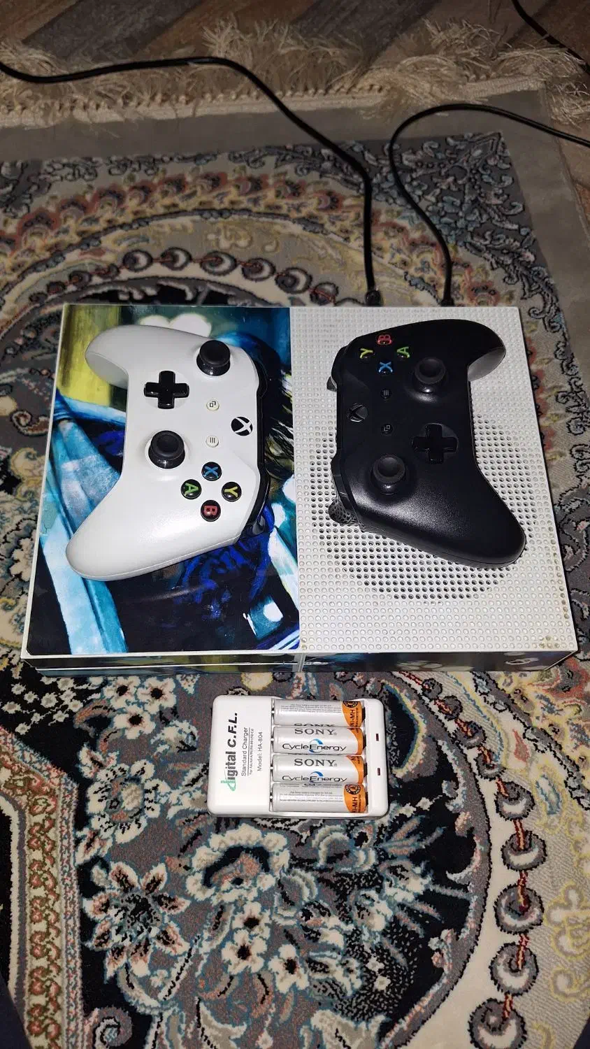 xbox one s 1t دودسته و با امکانات|کنسول، بازی ویدئویی و آنلاین|کرمانشاه, |دیوار