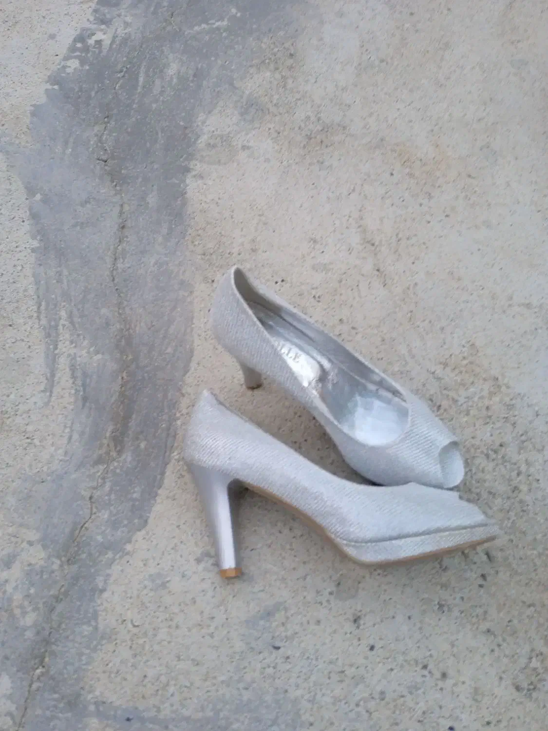 کفش وبوت|کیف، کفش، کمربند|سقز, |دیوار