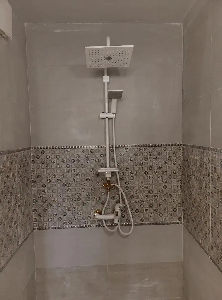 نصب و تعمیر آبگرمکن دیواری،شیرآلات،پمپ آب،لوله کشی|خدمات پیشه و مهارت|همدان, |دیوار