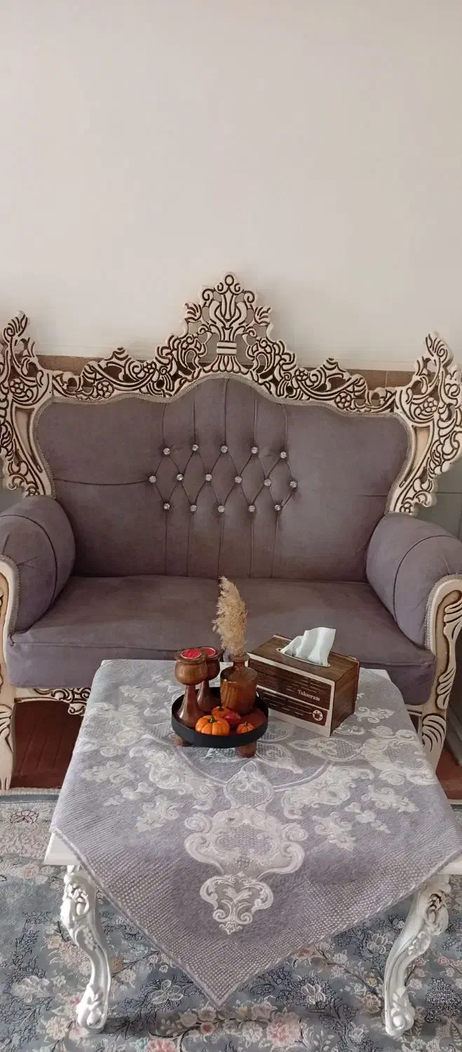 مبل سلطنتی ۷نفره|مبلمان خانگی و میز عسلی|قروه, |دیوار