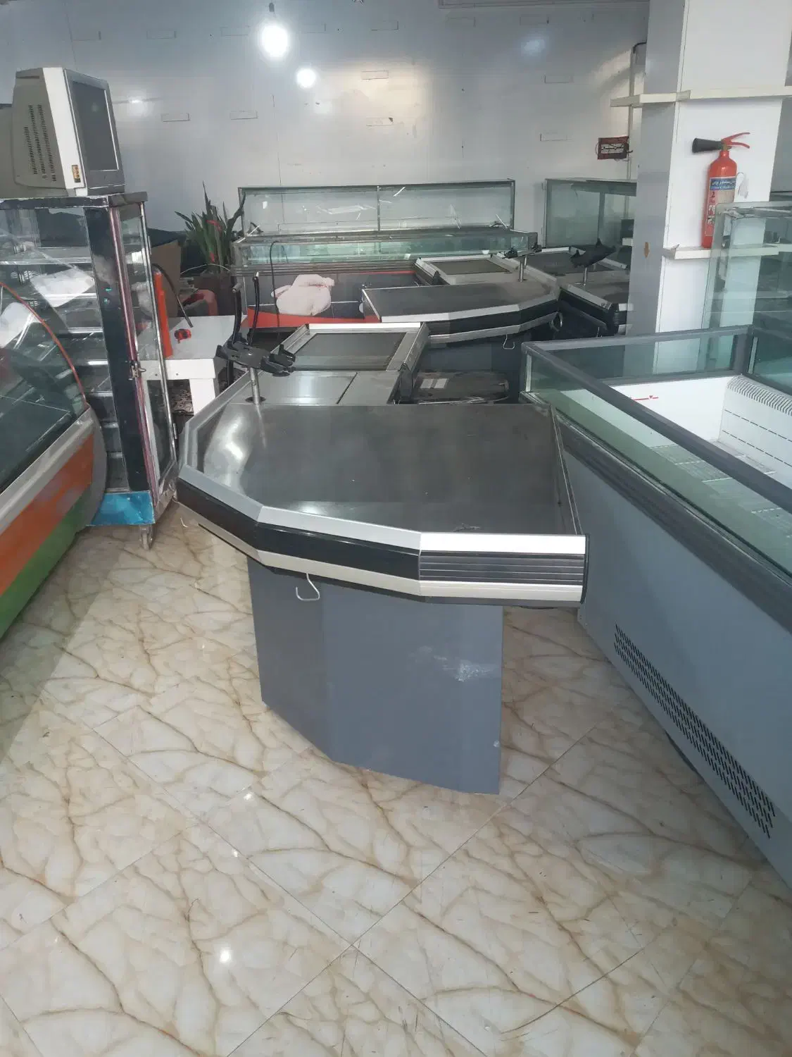 میز کش اوت  ۲۵۰سانتی|فروشگاه و مغازه|ارطه, |دیوار