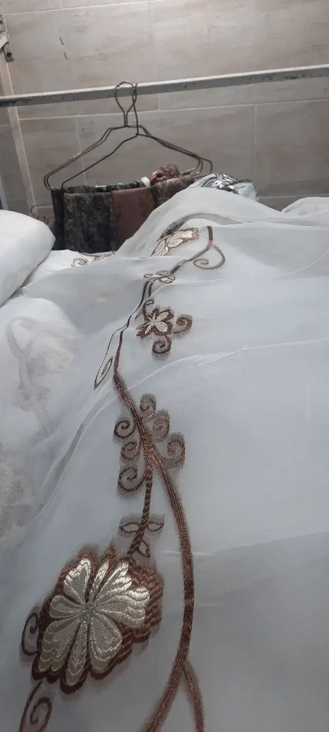 حراج پارچه حریر ترک پرده ای طرح عمودی|پرده، رانر، رومیزی|بوشهر, |دیوار