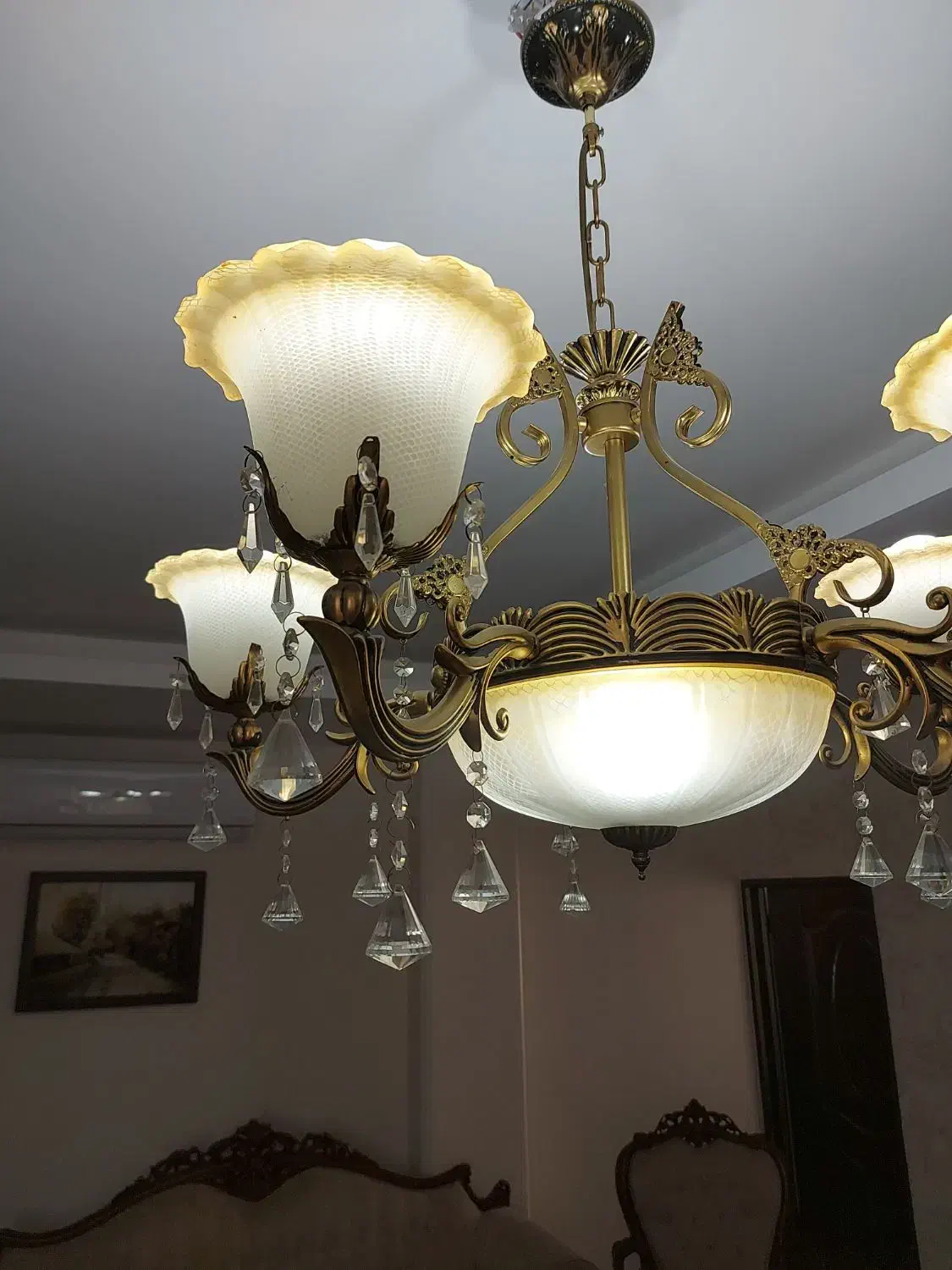 لوستر پنج شاخه طرح برنز|لوستر و چراغ آویز|اندیشه, شهرک مریم|دیوار