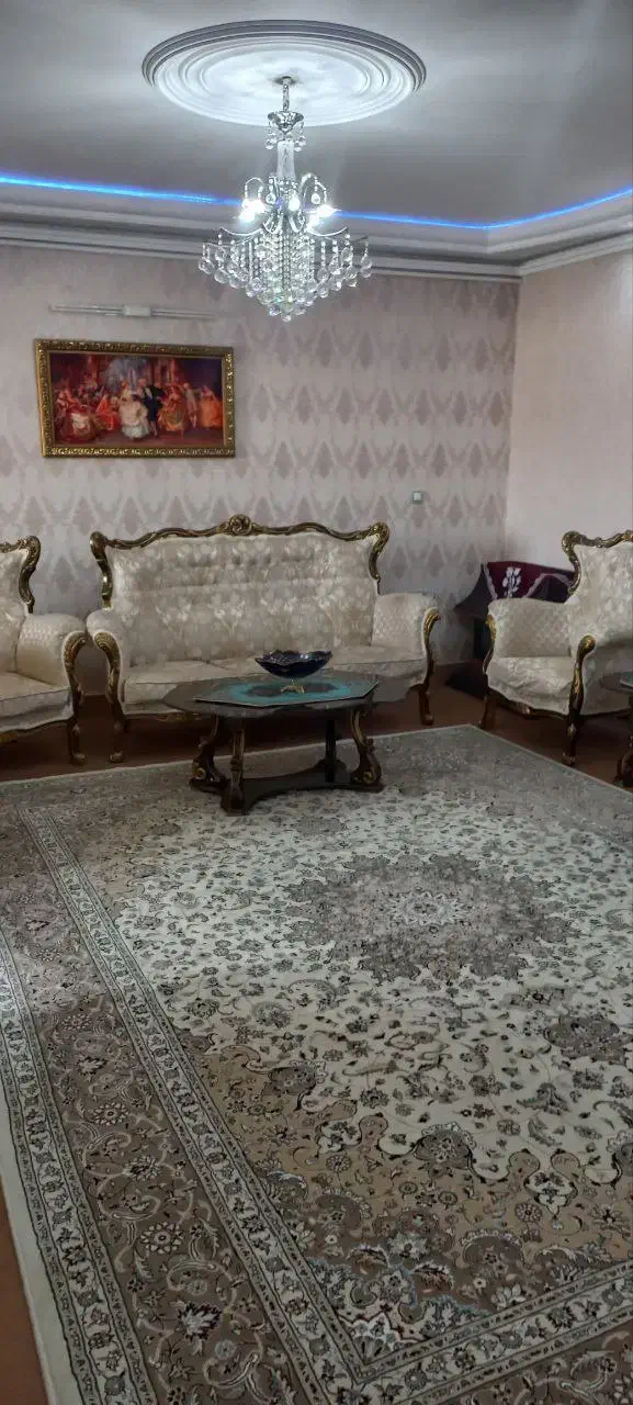 مبلمان ۹نفره|مبلمان خانگی و میز عسلی|شاهرود, |دیوار