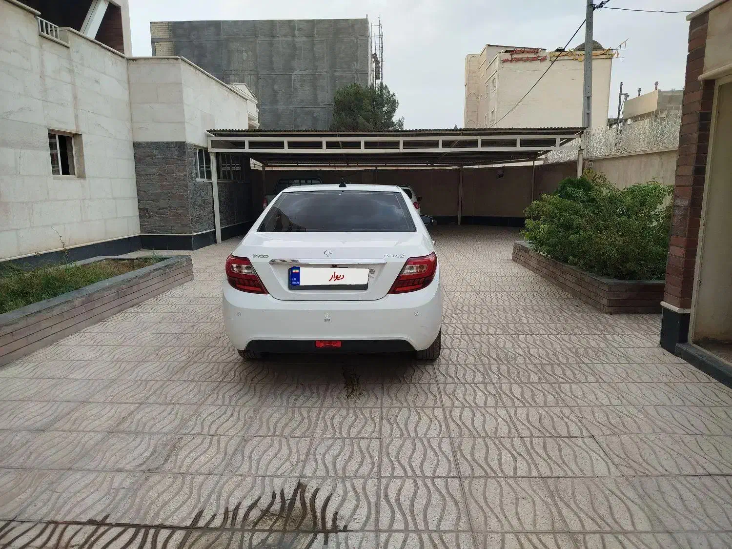 دنا پلاس مدل ۹۸|خودرو سواری و وانت|سیرجان, |دیوار