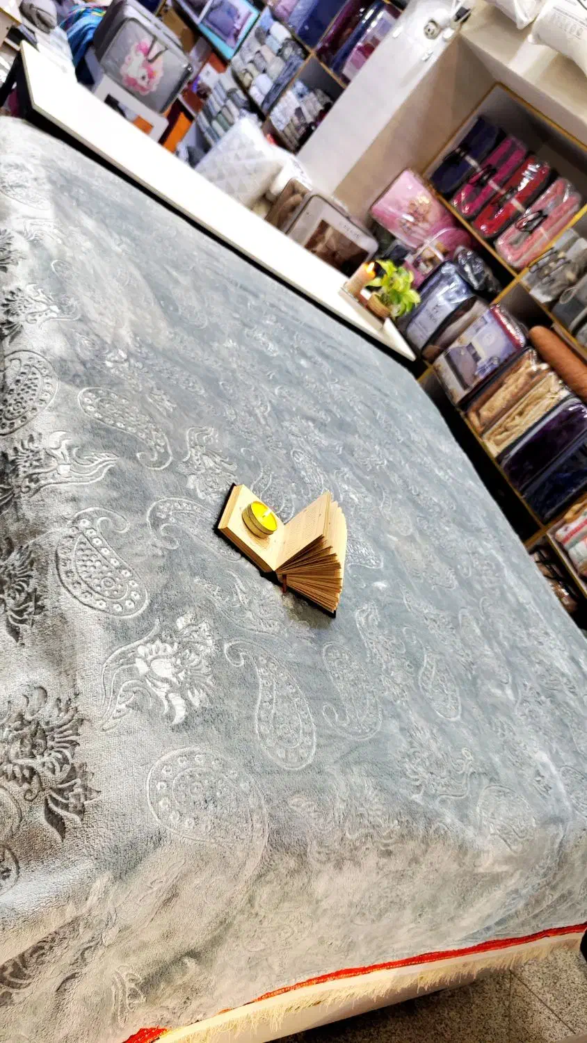 پتو دونفره  چهار فصل گرم بالا و تراکم بالا|رختخواب، بالش، پتو|ورامین, ورامین|دیوار