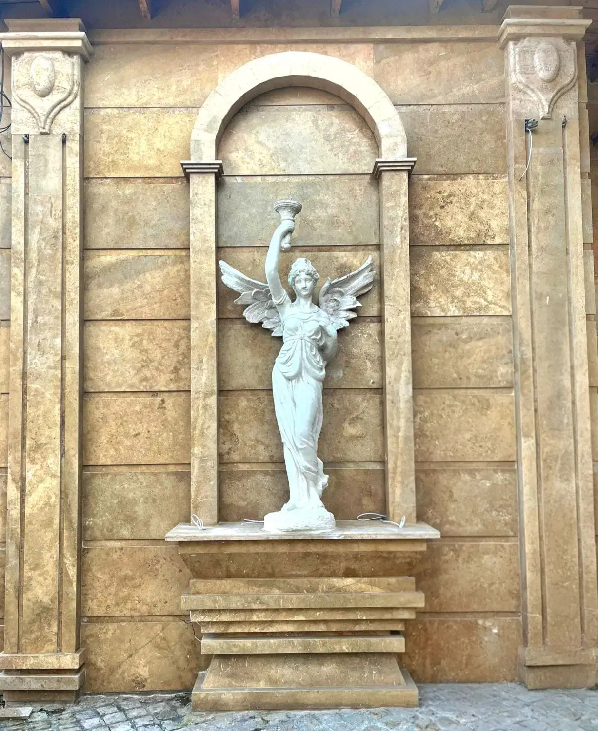 استخدام کارگر همراه بیمه|استخدام صنعتی، فنی، مهندسی|رودسر, |دیوار