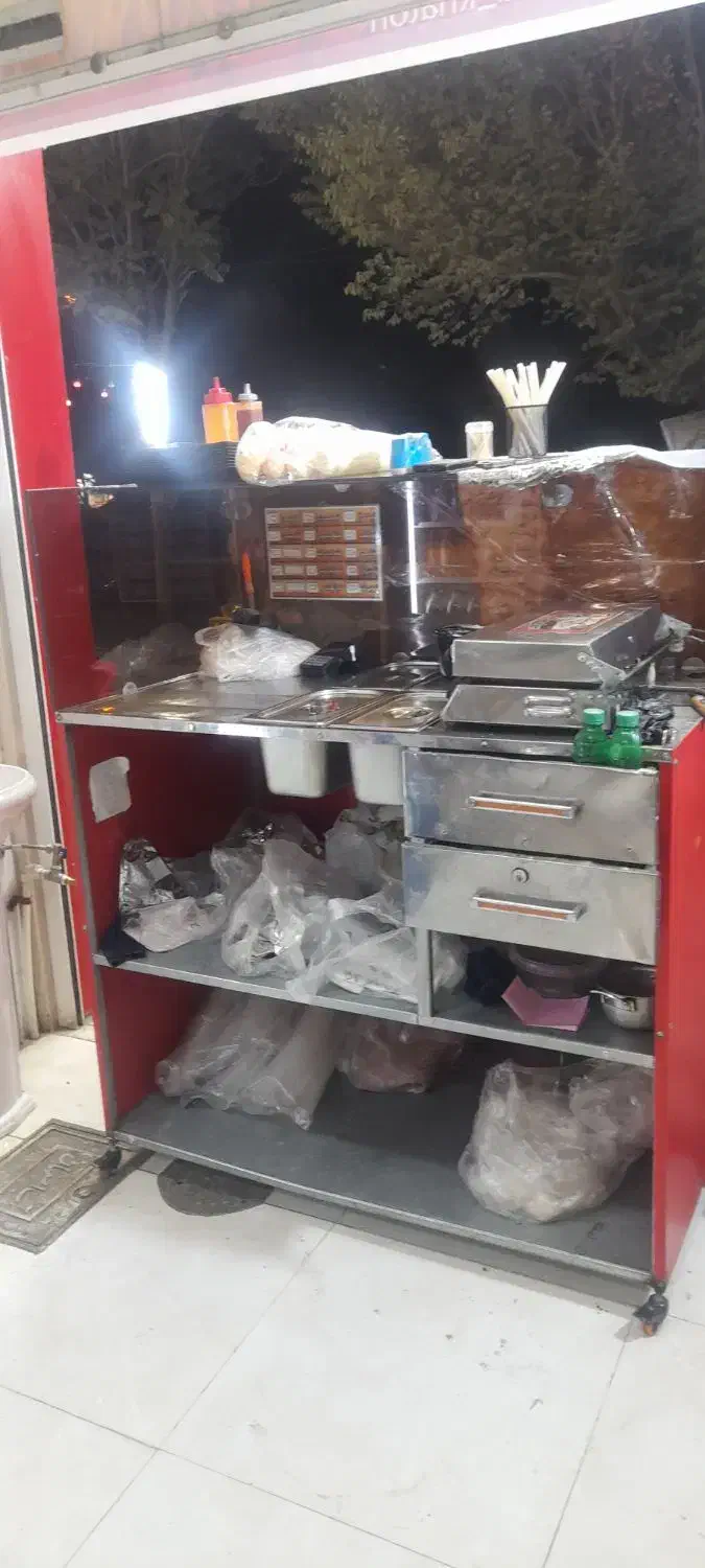 وسایل کباب ترکی و فست فود|کافیشاپ و رستوران|اصفهان, پوریای ولی|دیوار