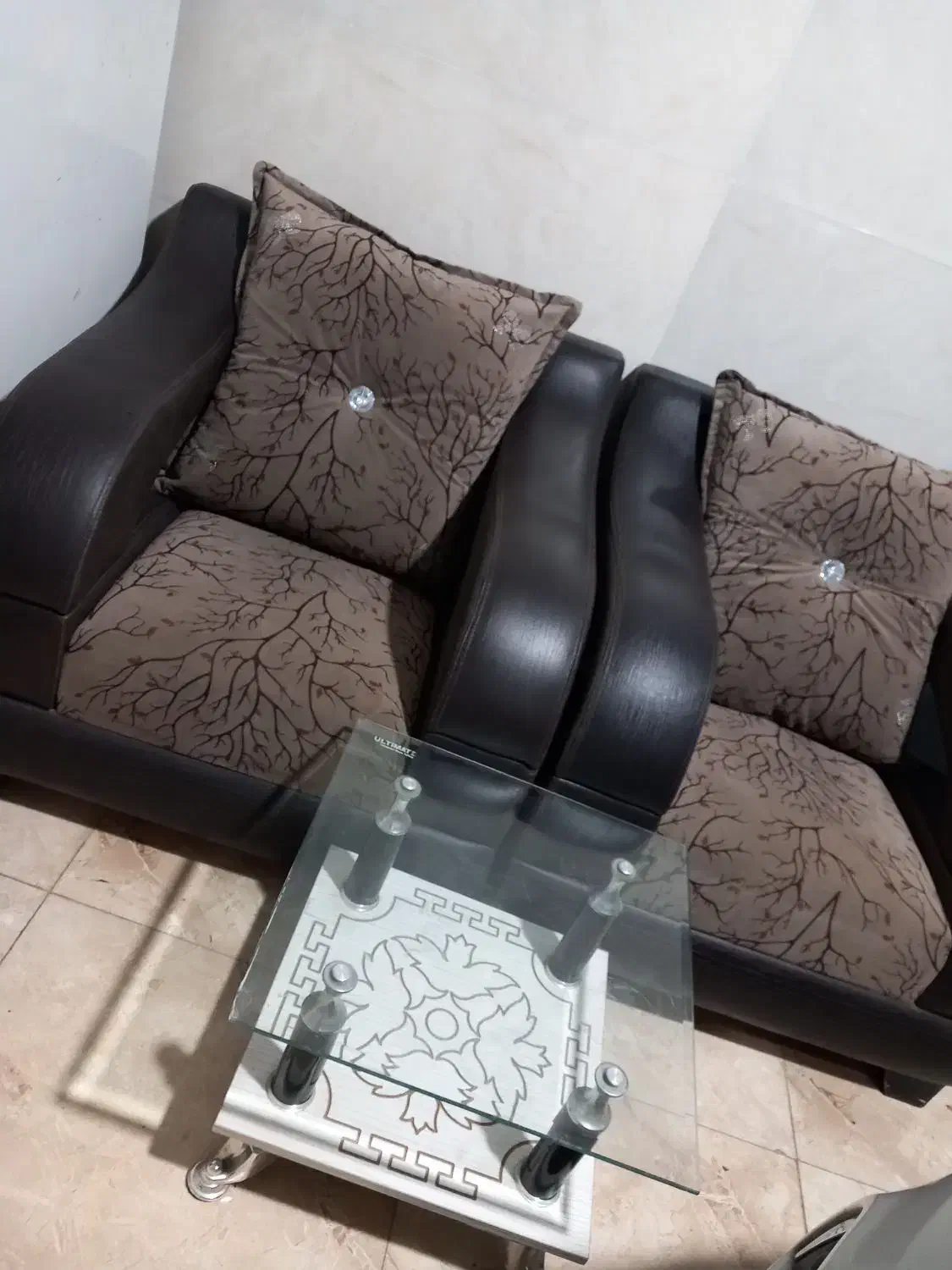 مبل راحتی دو عدد تک نفره با میز|مبلمان خانگی و میز عسلی|مرند, |دیوار