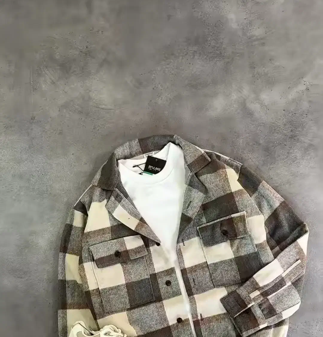 پیراهن|لباس|ایذه, |دیوار