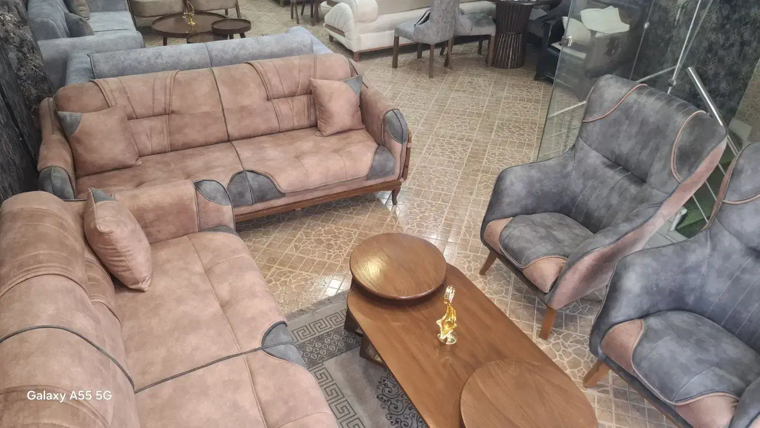 مبلمان خانگی ومیزوعسلی مدل کامفرد صنایع چوبی معراج|مبلمان خانگی و میز عسلی|کاشان, پشت شهربانی|دیوار