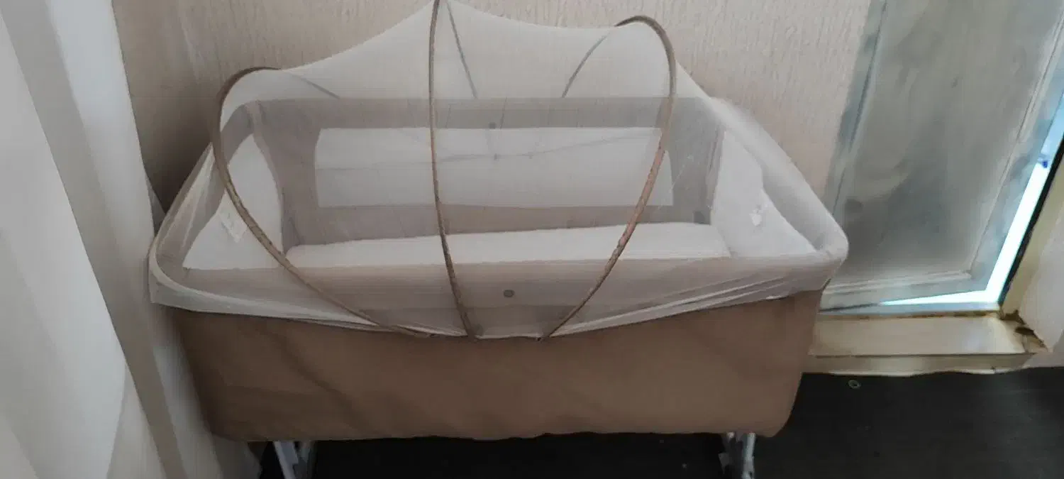 تخت کنار مادر|تخت و صندلی بچه|مشهد, چاهشک|دیوار