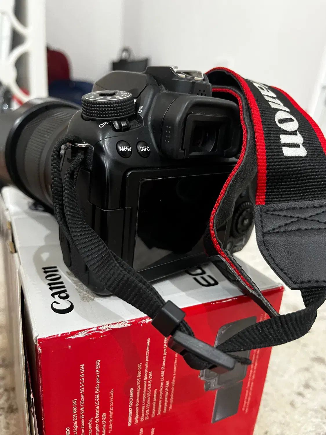 دوربین عکاسیcanon80D|دوربین عکاسی و فیلمبرداری|کرمان, |دیوار