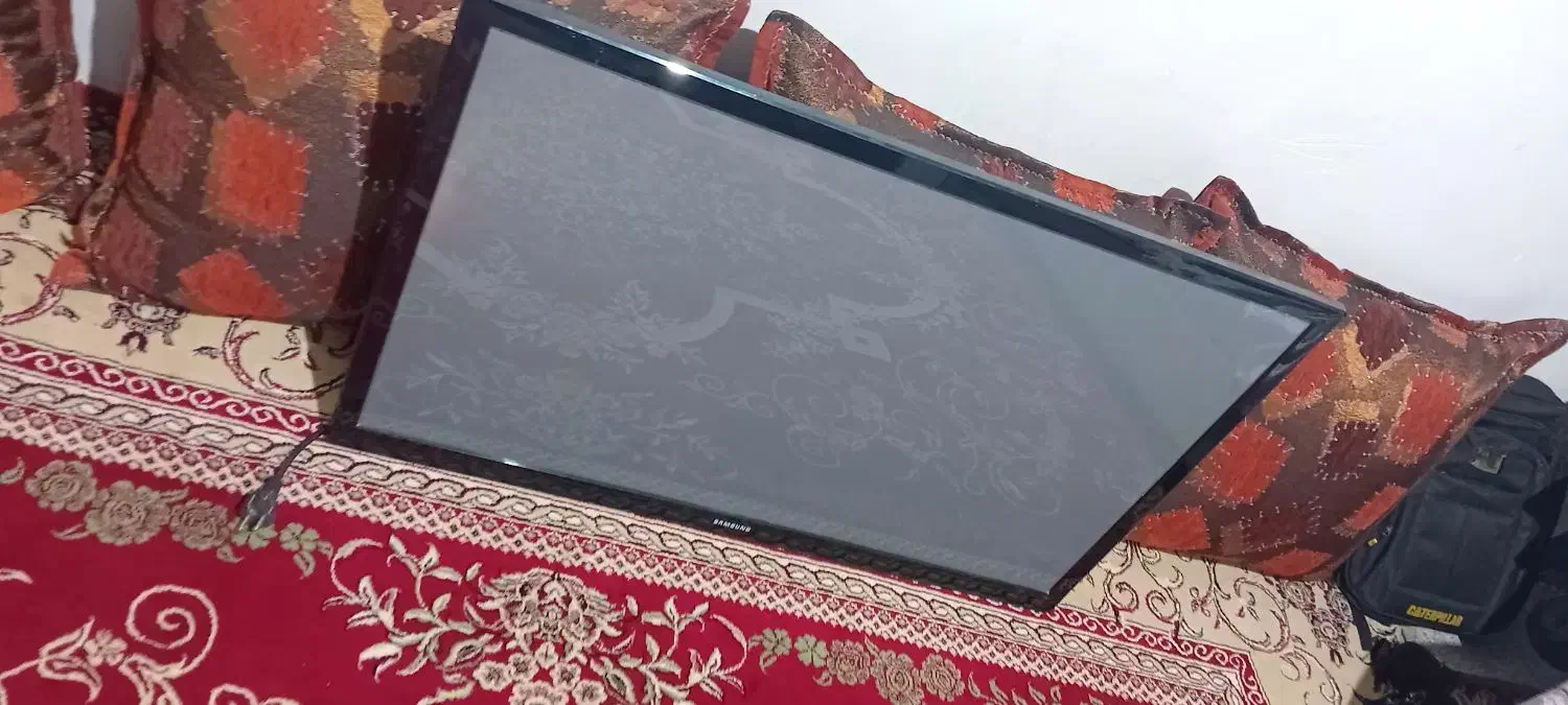 تلویزیون سامسونگ ۴۳ اینچ|تلویزیون و پروژکتور|تایباد, |دیوار