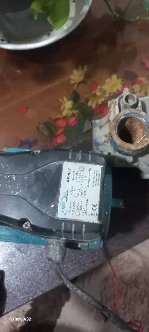 باسلام دوعدد پمپ برا فروش سالم فقط سرویس میخوان.|مصالح و تجهیزات ساختمان|اهواز, کوی فرهنگیان ۱|دیوار