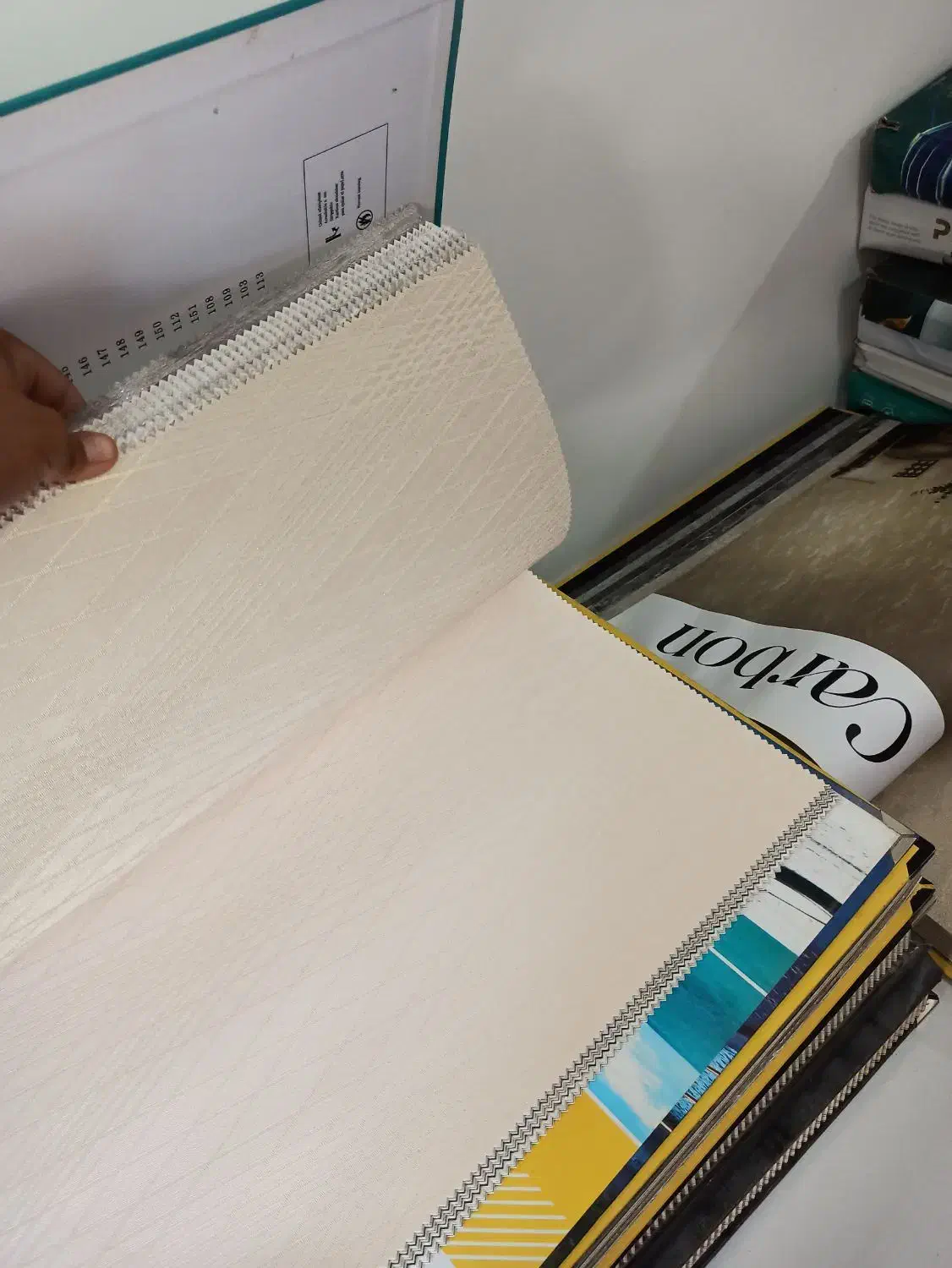 کاغذ دیواری طرحهای متنوع شروع قیمت از 270 تا 760|مصالح و تجهیزات ساختمان|ایلام, |دیوار