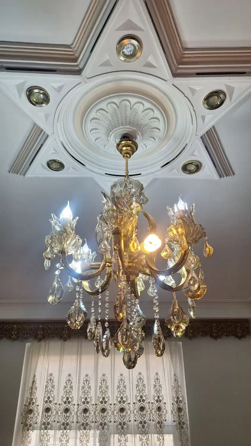 لوسترکریستالی ۴شعله|لوستر و چراغ آویز|تهران, وردآورد|دیوار