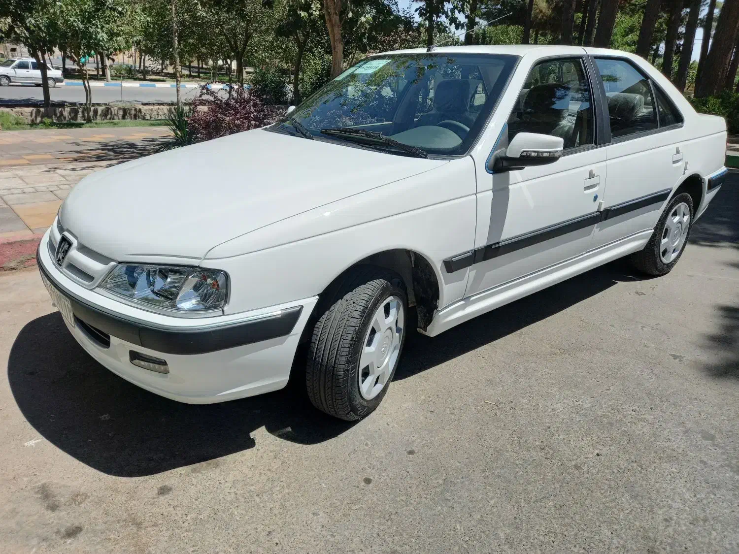 پژوپارسXu7pمدل۴۰۲کمکار|خودرو سواری و وانت|سبزوار, جوادیه غربی|دیوار