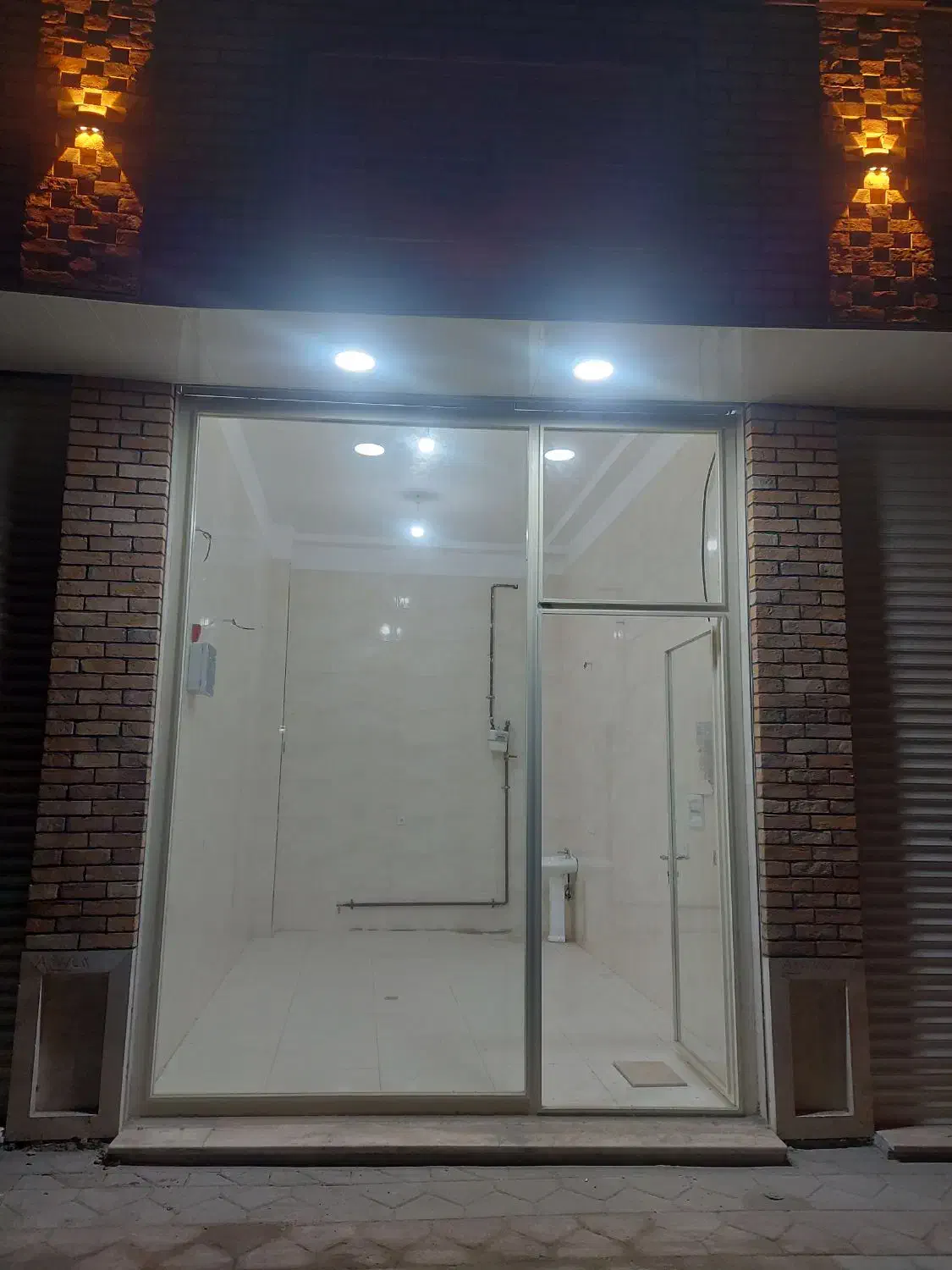 اجاره مغازه|اجارهٔ مغازه و غرفه|مراغه, |دیوار