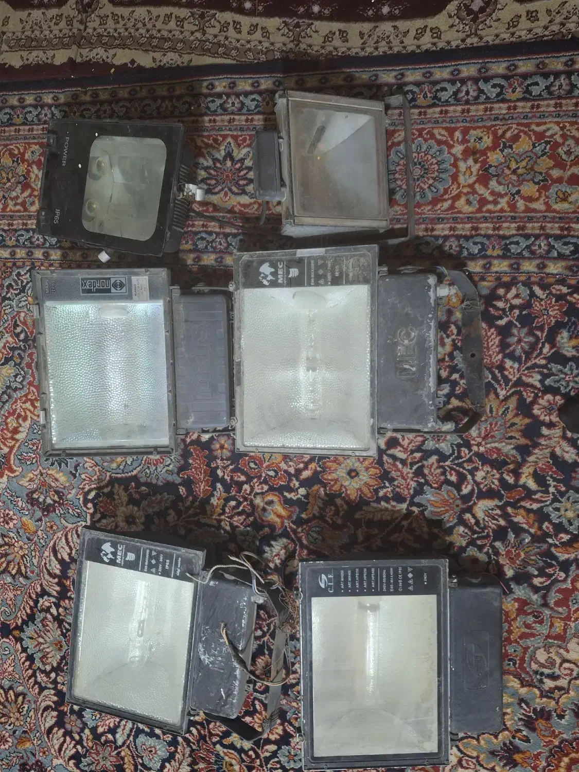 پرژکتور|لامپ و چراغ|ری, امین آباد|دیوار